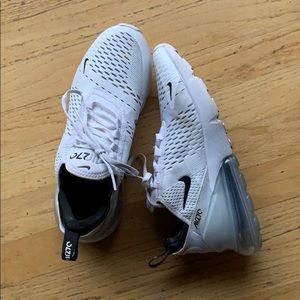 NIKE Air max 270